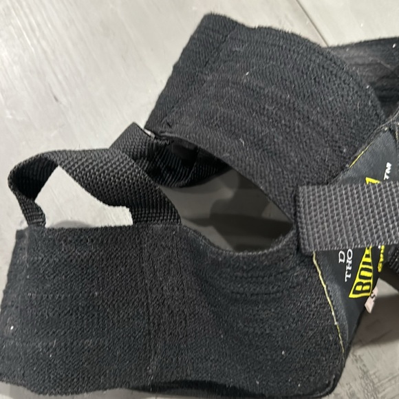 Donnie Thompson Bow Tie - Picture 5 of 5